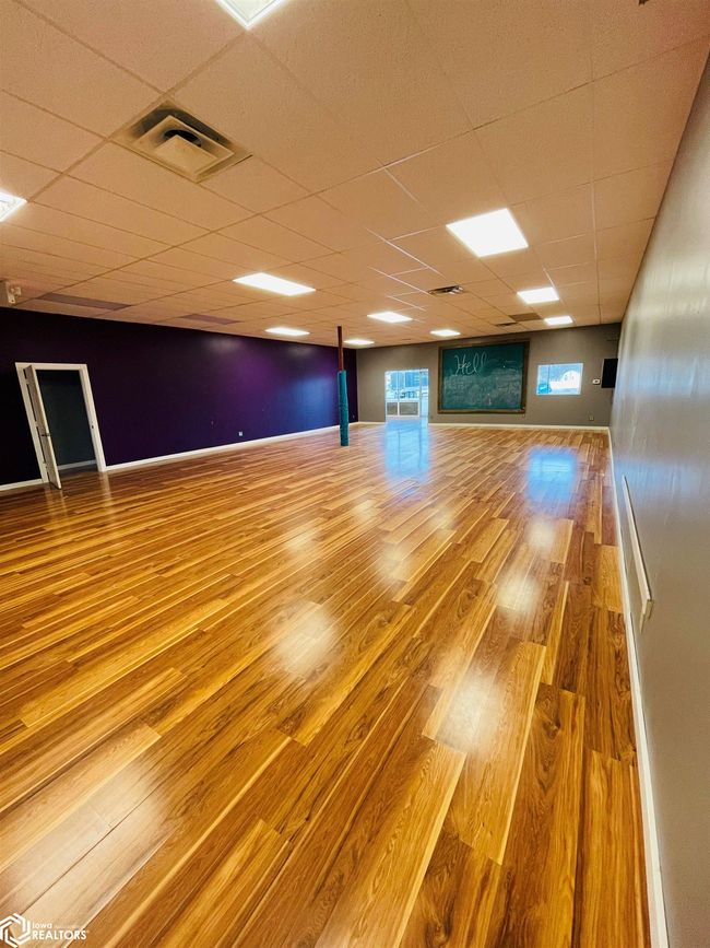 1701 N Broadway St, Home with 0 bedrooms, 0 bathrooms and null parking in Red Oak IA | Image 5