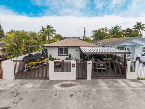 1-875 E 29th St, Hialeah, FL, 33013-3420 | Card Image