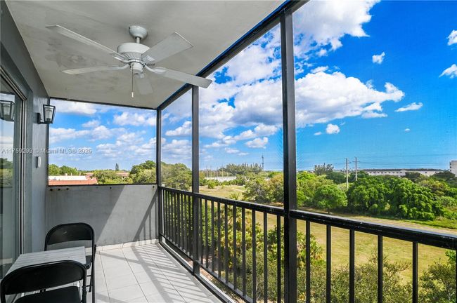APT-601 - 4164 Inverrary Dr, Condo with 2 bedrooms, 2 bathrooms and null parking in Lauderhill FL | Image 15