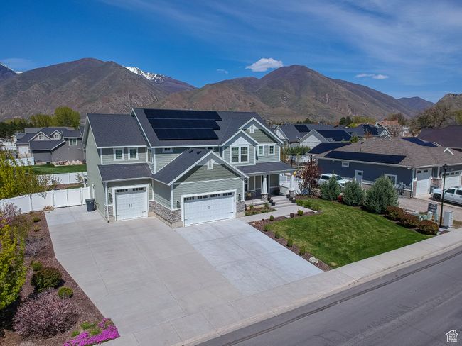 81 E 600 N, House other with 7 bedrooms, 4 bathrooms and 8 parking in Mapleton UT | Image 5
