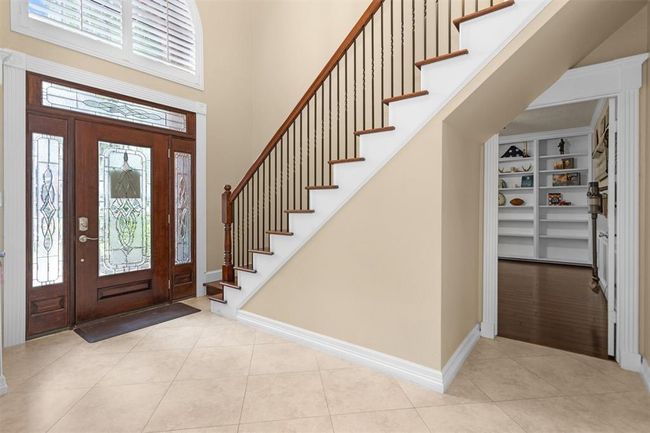 9311 Windrush Dr, House other with 4 bedrooms, 4 bathrooms and 2 parking in Spring TX | Image 5