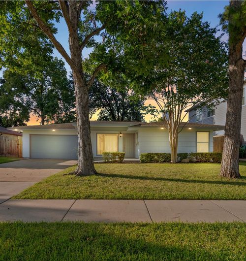 5322 Windswept Ln, Houston, TX, 77056-7214 | Card Image