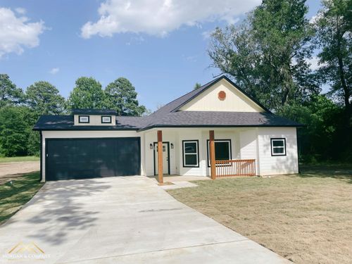 814 Premier Premier Rd, Longview, TX, 75604-5217 | Card Image