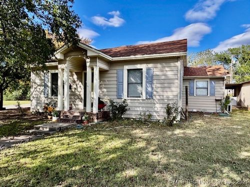 406 W Broadway St, Marietta, OK, 73448-2429 | Card Image