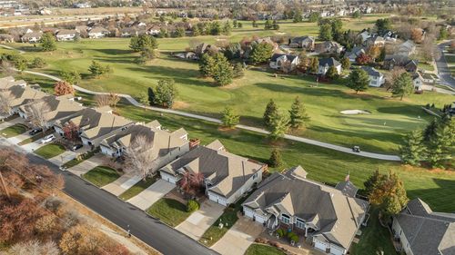 858 Burr Oaks Dr, West Des Moines, IA, 50266-6637 | Card Image