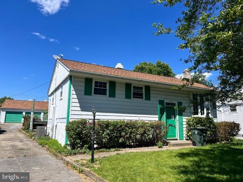 379 Pearl St, FREDERICK, MD, 21701-6401 | Card Image