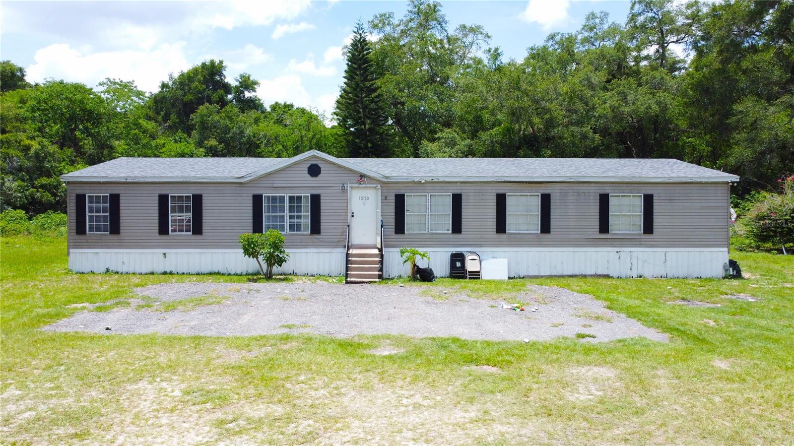 Lowes Landing Rd, Seffner, FL 33584