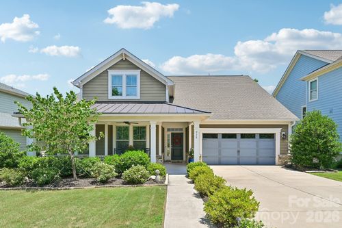 928 Elderberry Ln, Lake Wylie, SC, 29710-4200 | Card Image