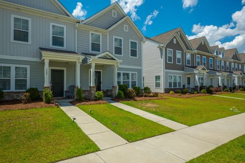 388-326 Surfbird Rd, Summerville, SC, 29486-5463 | Card Image