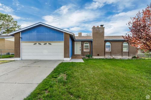 3916 S Hawkeye Dr, West Valley City, UT, 84120-4111 | Card Image