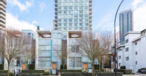 5822 Patterson Ave, Burnaby, BC, V5H0G4 | Card Image
