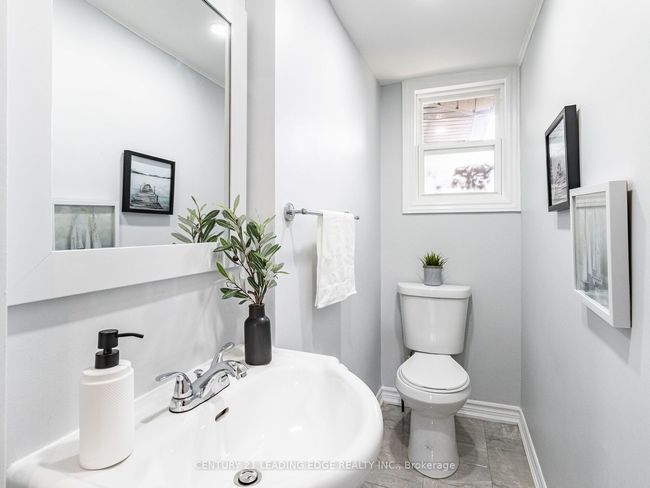 7 Coniston Ave, House other with 5 bedrooms, 3 bathrooms and 6 parking in Brampton ON | Image 12