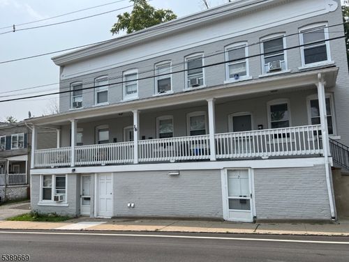apt-2-16 Elm St, Madison, NJ, 07940-1549 | Card Image
