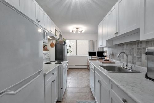 103-214 E 15th St, North Vancouver, BC, V7L2R3 | Card Image