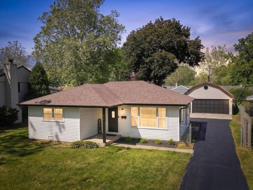 3712 Wren Ln, Rolling Meadows, IL, 60008-2864 | Card Image