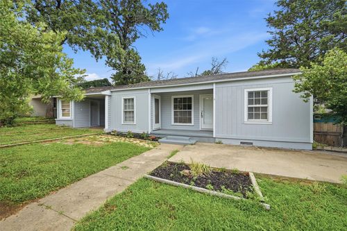 1105 W Hull St, Denison, TX, 75020-5123 | Card Image