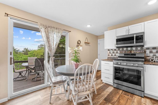 Kitchen/Dining | Image 12