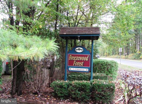 257 Oakwood Ave, State College, PA, 16803-1698 | Card Image