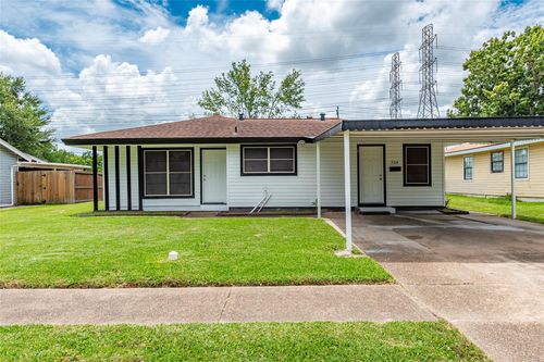 524 Delta St, Pasadena, TX, 77506-3122 | Card Image