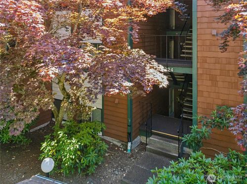 e104-7324 N Skyview Pl, Tacoma, WA, 98406-1367 | Card Image