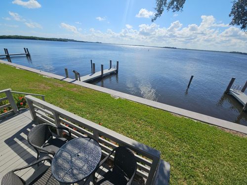 201 Spyglass Ln, Vero Beach, FL, 32963-4372 | Card Image