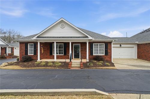 102 Courtyard Ln, Woodstock, GA, 30189-1579 | Card Image