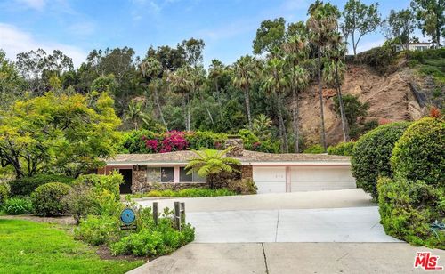 575 E Channel Rd, Santa Monica, CA, 90402-1343 | Card Image