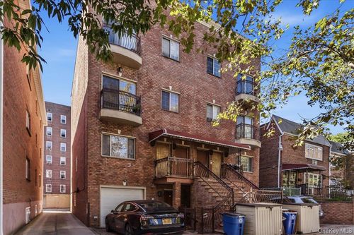 2c-8424 Lefferts Boulevard, New York, NY, 11415 | Card Image