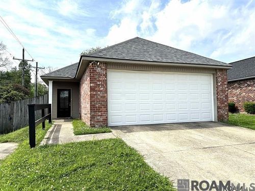 9250 Pecan Tree Dr, Baton Rouge, LA, 70810-0702 | Card Image