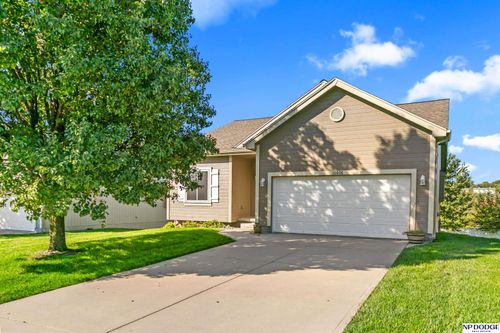 10608 Lewis And Clark Road, Bellevue, NE, 68123 | Card Image