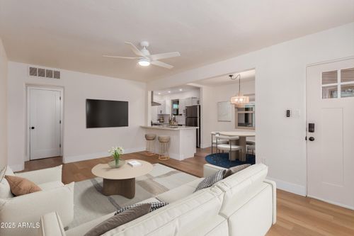 1821 W Roma Ave, Phoenix, AZ, 85015-3838 | Card Image