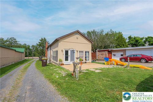 5080 Route 309, Center Valley, PA, 18034-9447 | Card Image