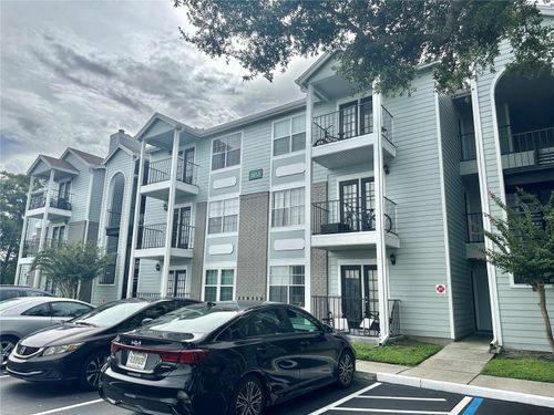 10305-2550 N Alafaya Trl, ORLANDO, FL, 32826-3636 | Card Image