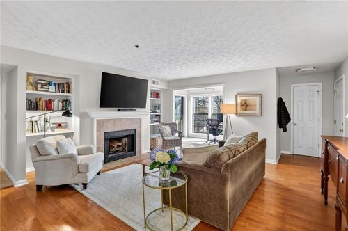 2830 Vinings Central Drive Se, Atlanta, GA, 30339 | Card Image