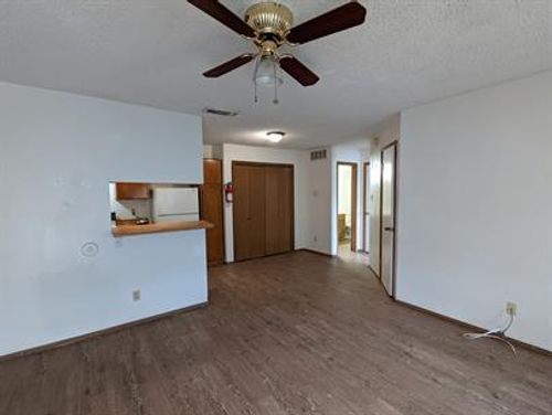 706-2800 Bull Run, Taylor, TX, 76574-5183 | Card Image