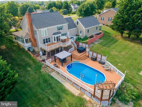 50 Heath Dr, CHARLES TOWN, WV, 25414-4140 | Card Image