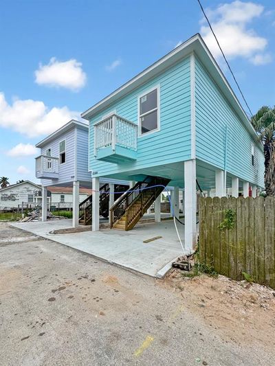 A - 5614 Avenue P 1/2, House other with 2 bedrooms, 2 bathrooms and null parking in Galveston TX | Image 1