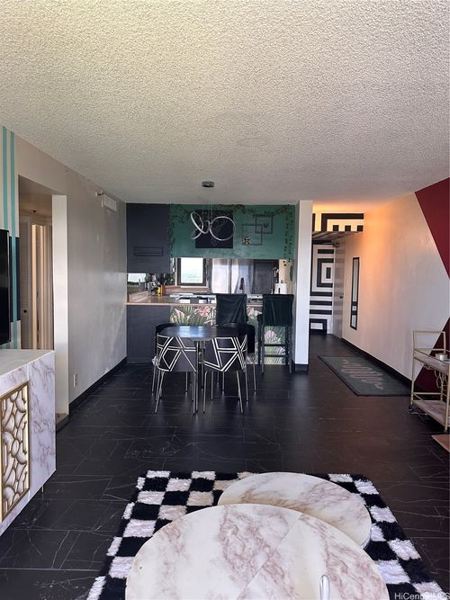 28a-990 Ala Nanala St, Honolulu, HI, 96818-2965 | Card Image