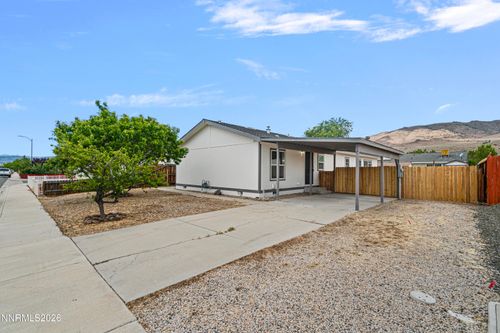 233 Glen Vista Dr, Dayton, NV, 89403-6311 | Card Image