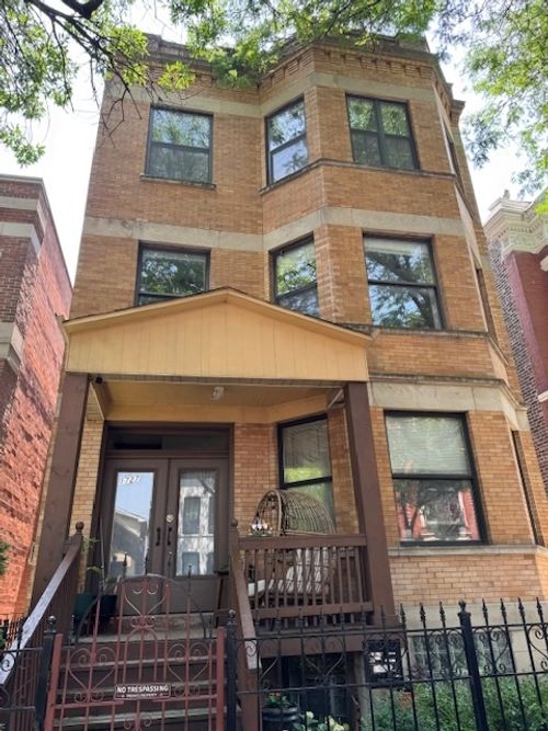 3f-1727 W Superior St, Chicago, IL, 60622-5646 | Card Image