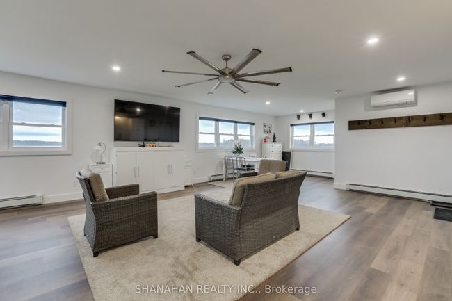 1575 Dobbyn Rd, House other with 2 bedrooms, 2 bathrooms and 20 parking in Alvinston ON | Image 22