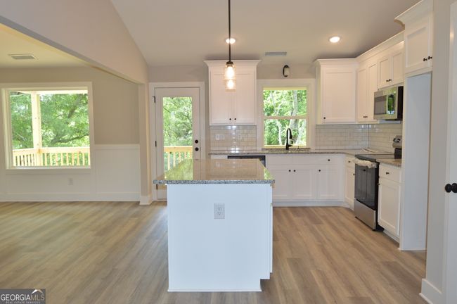 328 Advent Dr, House other with 4 bedrooms, 4 bathrooms and null parking in Winder GA | Image 4