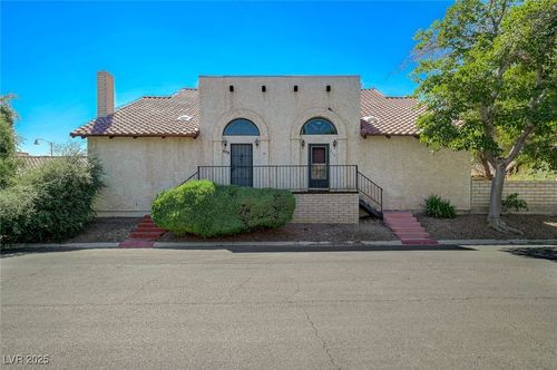 608 Sea Pines Ln, Las Vegas, NV, 89107-2022 | Card Image
