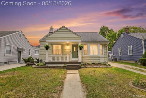 1319 Hoffman Ave, Royal Oak, MI, 48067-3483 | Card Image