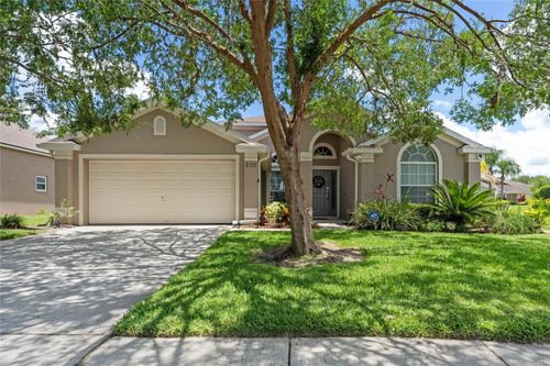 200 Lockbreeze Dr, Davenport, FL, 33897-7434 | Card Image