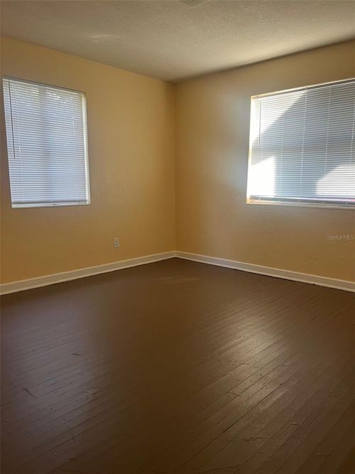 5353 N Orange Blossom Trl, Mount Dora, FL, 32757-7242 | Card Image