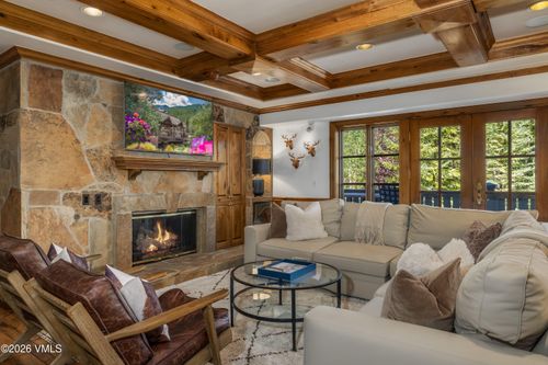 210-17 Chateu Ln, Beaver Creek, CO, 81620-5448 | Card Image