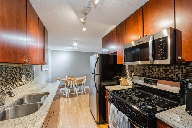 UNIT-104 - 2800 W 44 Th St, Condo with 1 bedrooms, 1 bathrooms and null parking in Minneapolis MN | Image 5