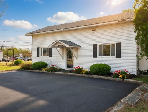 442 Main Street, Pittsfield, ME, 04967 | Card Image