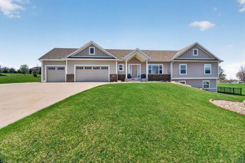 3940 Creek View Ln Sw, Rochester, MN, 55902-5003 | Card Image